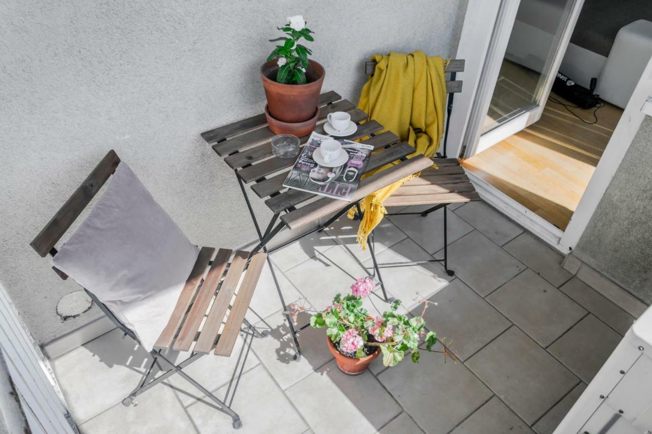 Pollock Apartment In Old Town Bratislava Exterior photo